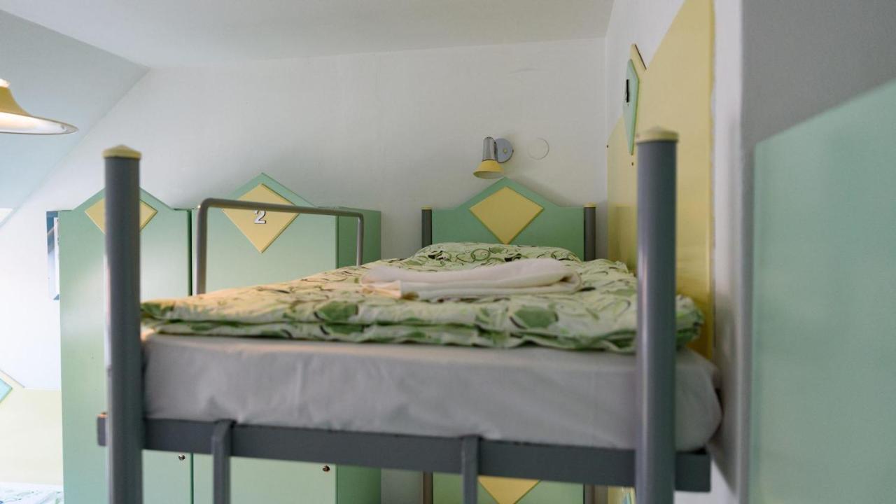 Bed in een Vrouwenslaapzaal met 4 Bedden